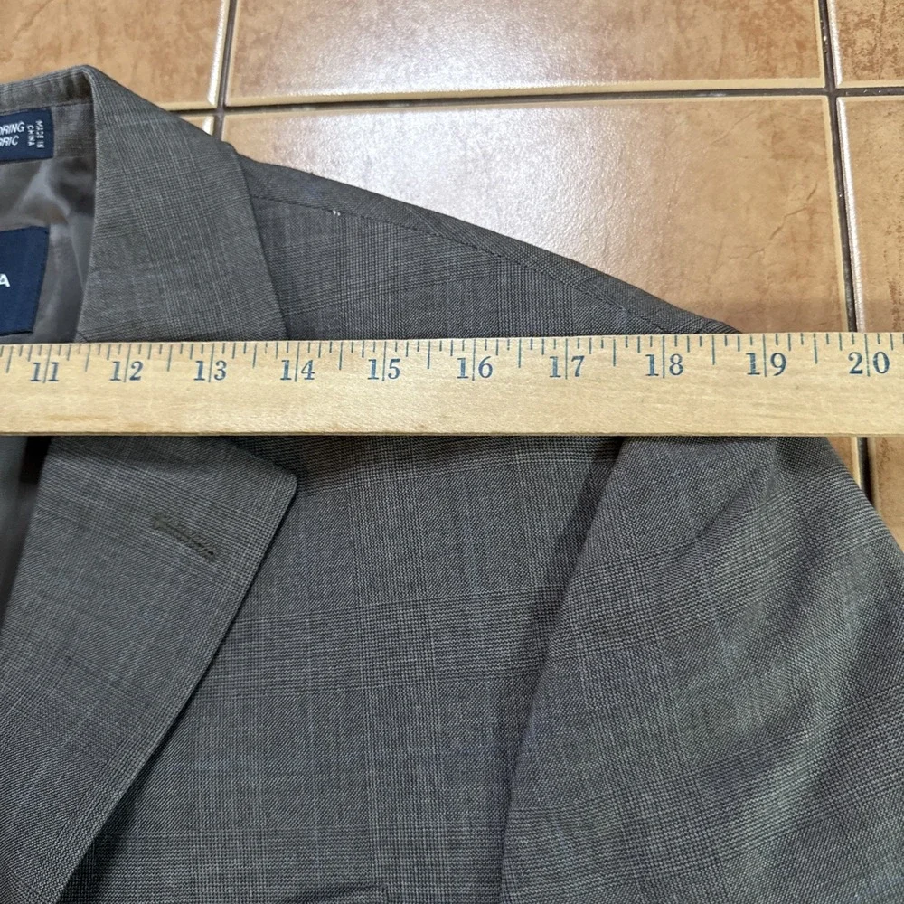 Nautica Mens 100%‎ Wool Blazer Sz 40R Gray Plaid Sport Coat Jacket